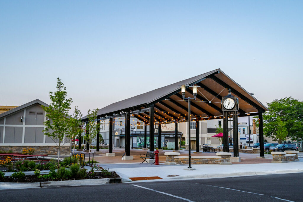 Prein&Newhof Wins APWA-MI Project of the Year Award for Legacy Plaza Project